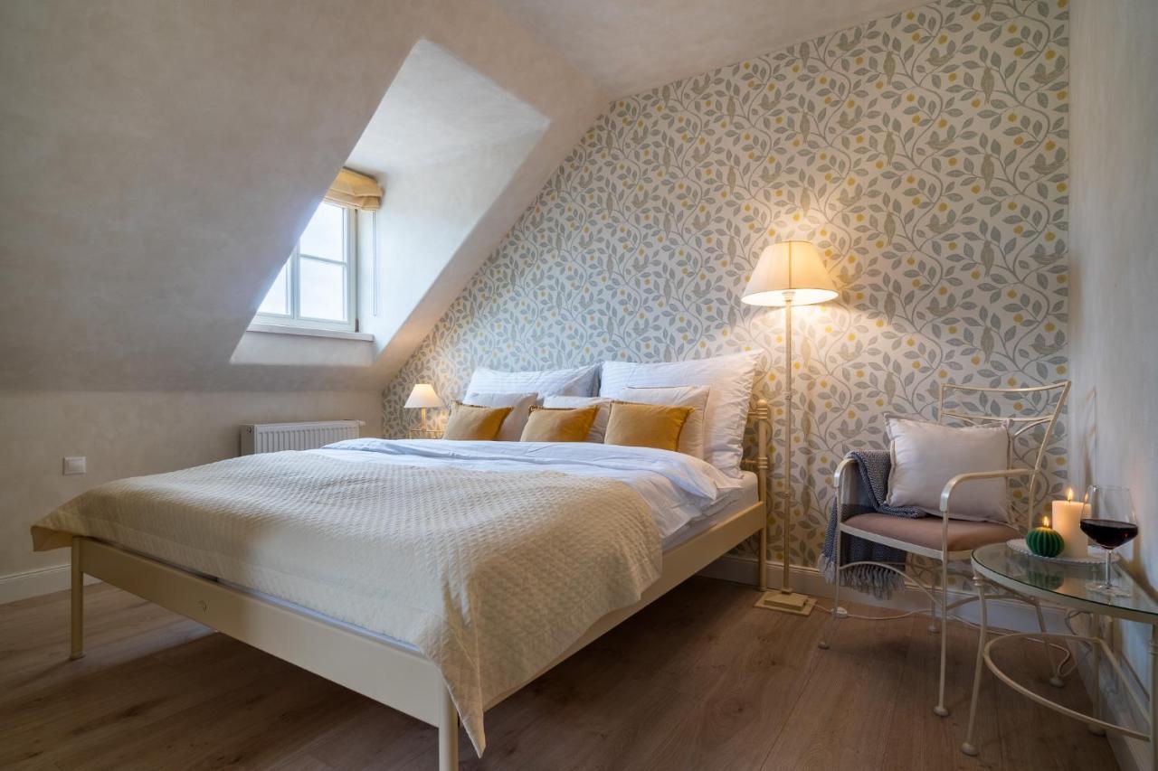 Boutique Hotel Soukenikuv Dum Кутна-Гора Экстерьер фото