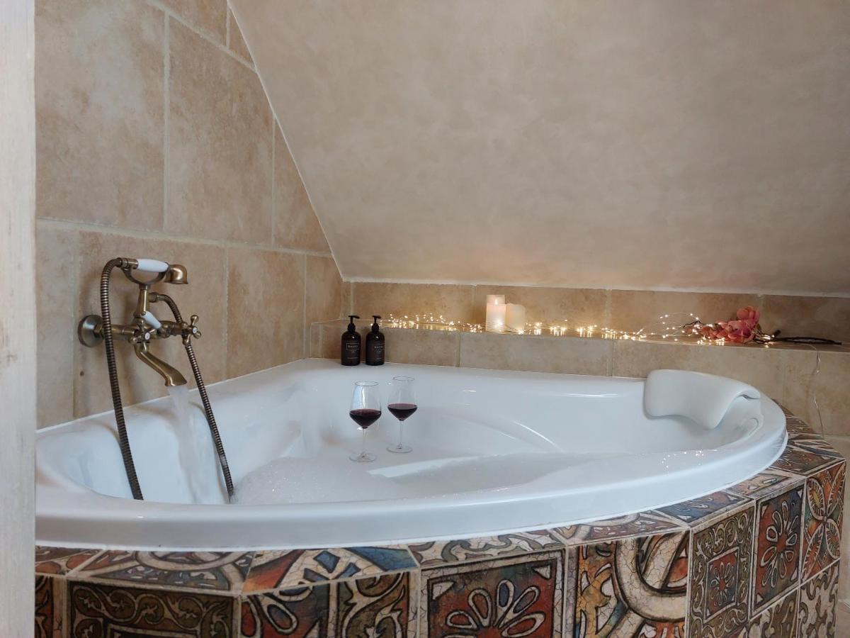 Boutique Hotel Soukenikuv Dum Кутна-Гора Экстерьер фото