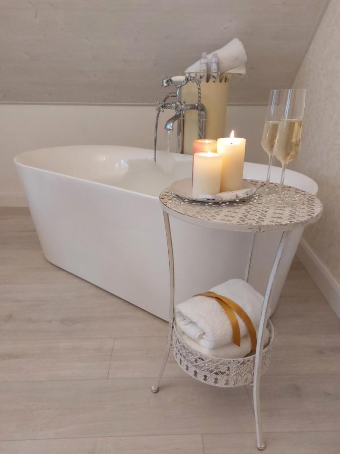 Boutique Hotel Soukenikuv Dum Кутна-Гора Экстерьер фото